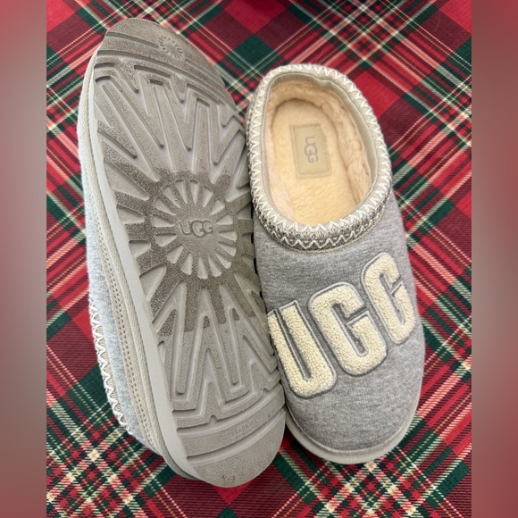 UGG Tasman Logo Slip On - Picture 2 of 4